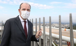 Le premier ministre, Jean Castex ici sur l'Arc de Triomphe, a annoncé que les aides pour l'apprentissage étaient prolongées de six mois lundi 6 septembre à Lyon.