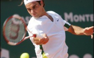 Le Suisse Roger Federer, défait en finale du tournoi de tennis de Monte-Carlo par Rafael Nadal, reste nunéro 1 au classement ATP 1 et porte son avance sur l'Espagnol de 2675 à 2825 points.