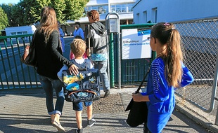 Parents et enfants ont expérimenté leur premier mercredi matin de classe.