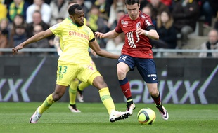 Moimbé face au Lillois Corchia en avril 2016.