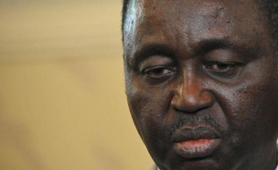 Le régime du président centrafricain François Bozizé qui a demandé dimanche à rencontrer le président François Hollande souffle depuis le début de la crise le chaud et le froid sur le sentiment anti-français d'une population partagée sur l'ancienne puissance coloniale.