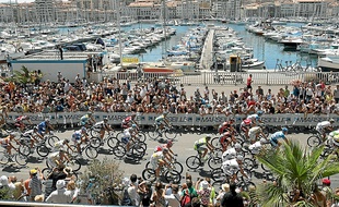 Le 6 juillet 2009, le Tour était parti du Vieux-Port face à " la Bonne Mère ".
