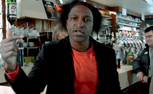 Image extraite du clip de Kamini, «Eul’vraie France».