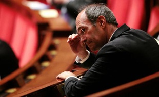 L'ancien ministre du Budget, Éric Woerth, est arrivé jeudi à la Cour de justice de la République (CJR) pour être entendu dans l'affaire de la vente contestée de l'hippodrome de Compiègne en 2010, a constaté un journaliste de l'AFP.