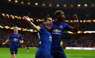 L'équipe de Manchester United lors de sa victoire face à l'Ajax d'Amsterdam le 24 mail 2017.