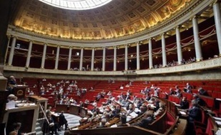 Les mesures Sarkozy pour tenter de doper le pouvoir d'achat des Français et désamorcer la grogne des ménages passent à l'Assemblée mardi, à la veille de Noël, après un sprint qui aura laissé peu de temps aux députés pour s'emparer du sujet.