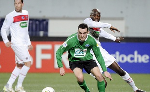Fabrice Peru sous les couleurs de Locminé lors du match de Coupe de France face au PSG le 8 janvier 2012.