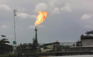Le terminal pétrolier Shell d'Eguatu, Warri-Sud, au Nigeria.