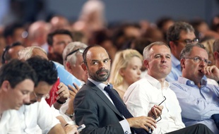 Edouard Philippe (au centre) Premier ministre, lors de la convention du parti La Republique En Marche (LREM) le 8 juillet 2017 à Paris