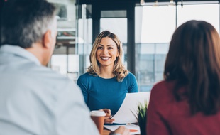 Expleo recrute 2 000 ingénieurs et techniciens cette année en France.