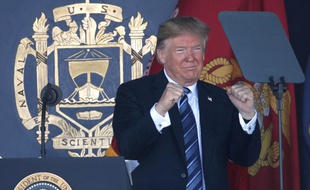 Donald Trump lors d'un défilé à Annapolis, le 25 mai 2018.