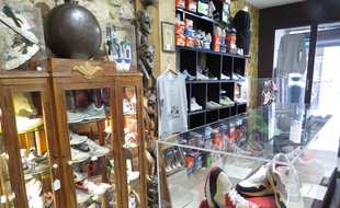 Le Sneakers Museum est un temple dédié à la basket sous toutes ses formes.