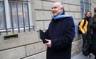 Dominique Bussereau, ex-ministre des Transports, a jugé qu'il y avait eu, dans la gestion de la crise de la neige par les autorités, du "bon et du pas bon", et a redit que son parti ne demanderait pas d'enquête parlementaire.