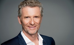 L'animateur et journaliste Denis Brogniart.