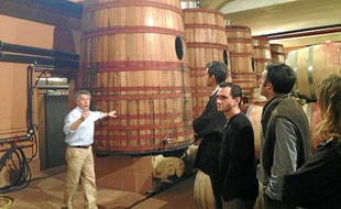Alain Asselin, du domaine Puech Haut, passionné et passionnant, évoque la vinification.