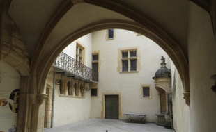 La cour intérieure de la maison du Chamarier à Lyon. C. Girardon / 20 Minutes