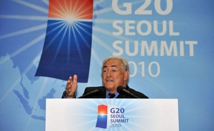 Le directeur général du Fonds monétaire international (FMI) Dominique Strauss-Kahn, a jugé samedi que les Etats-Unis étaient allés "trop vite" en venant avec des propositions toutes faites au G20, dont les pays attendent un travail plus collectif.