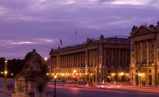 L'Hôtel de Crillon place de la Concorde à Paris.