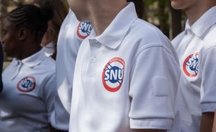Des jeunes participant au SNU en 2019.