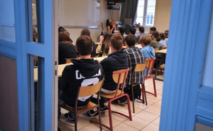 Les élèves d'un collège pendant un cours