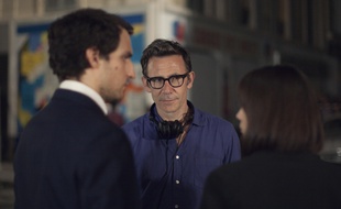 Michel Hazavanicius sur le tournage du Redoutable