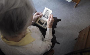 Une femme atteinte de la maladie d'Alzheimer (image d'illustration).