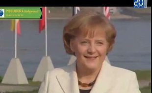 Capture d'écran du zapping des deux mandats d'Angela Merkel.