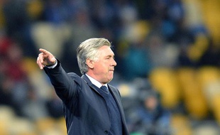 Carlo Ancelotti, l'entraîneur du PSG, le 21 novembre 2012, à Kiev.