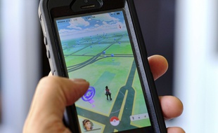 L'appli «Pokémon GO» sur un téléphone portable.