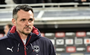 Willy Sagnol lors du match entre Bordeaux et le Gazélec le 5 mars 2016.