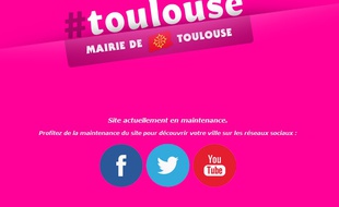 Le site de la mairie est tombé en maintenance dès l'ouverture des réservations.