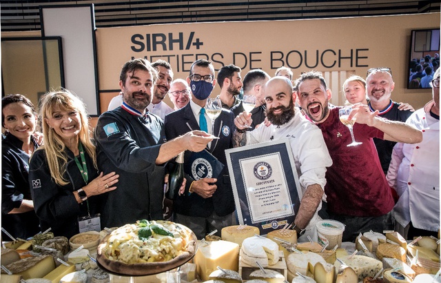Lyon : La pizza aux 834 fromages bat un nouveau record du monde 640x410_nouveaux-recordmen-monde-pizza-fromages-samedi-25-septembre-sirha