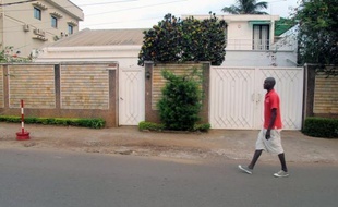 Les islamistes nigérians de Boko Haram ont diffusé lundi un enregistrement sonore d'un des membres de la famille française enlevée le 19 février dans le nord du Cameroun, dans lequel il appelle la France et le Cameroun à "tout mettre en oeuvre" pour leur libération.