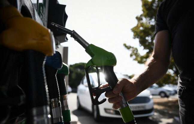 Consommation : La baisse des prix du carburant se poursuit en France