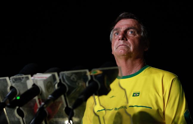 Brésil : Jair Bolsonaro se méfie une nouvelle fois de la fiabilité du système électoral