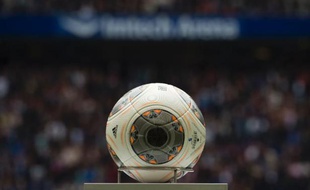 Le ballon officiel "Torfabrik" de l'équipementier Adidas pour la Bundesliga 2013-2014