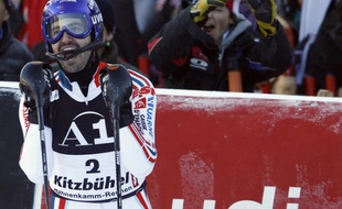 Le Français Jean-Baptiste Grange remporte le slalom de Kitzbühel, le 23 janvier 2011.