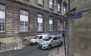 L'association Mémoires et Partages propose d'apposer des panneaux indicatifs près des rues qui portent le nom de personnages en lien avec l'esclavage.
