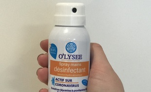 Un gel hydroalcoolique en aérosol de la société Elysée Cosmétiques.