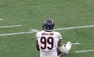 Lamarr Houston s'est blessé le 26 octobre 2014 lors d'une rencontre les Chicago Bears et les New England Patriots.
