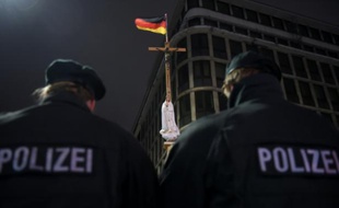 La police allemande a mis en garde jeudi soir contre un "attentat prévu" à Munich