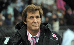 Max Guazzini, alors président du Stade Français, lors d'un match contre le Racing Métro en 2010.