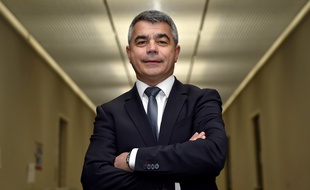 Le maire socialiste de Saint-Nazaire David Samzun.