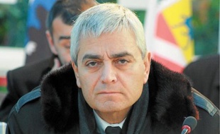 Stéphane Cherki est le maire d'Eze depuis 2008