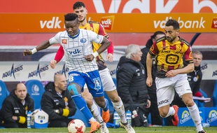 Samuel Kalu a inscrit six buts avec la Gantoise la saison dernière.