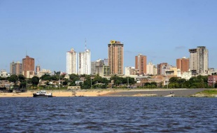 Vue d'Asuncion, le 25 avril 2014