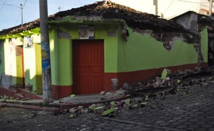 Dégâts causés par un fort séisme de magnitude 6,9 à San Marcos,à 240 km de Guatemala City, le 7 juillet 2014