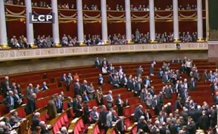 Capture d'écran de la séance à l'Assemblée durant laquelle le gouvernement a quitté l'hémicycle, le 7 février 2012.