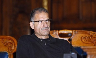 La justice a refusé mardi la récusation d'un juge lyonnais demandée par un avocat au motif que son nom laissait supposer qu'il était juif, et le Parquet général a décidé d'engager une procédure disciplinaire contre l'avocat auteur de cette requête aux relents antisémites qui a outré le monde judiciaire.