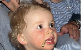 Photo transmise par la famille de Nicodème, 22 mois, disparu le 3 juillet 2010 près de Dinard.